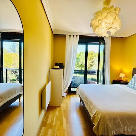 Holibai Cousina, Tranquilo Y Comodo Apto Con Parking, Baiona, Galicia Apartment